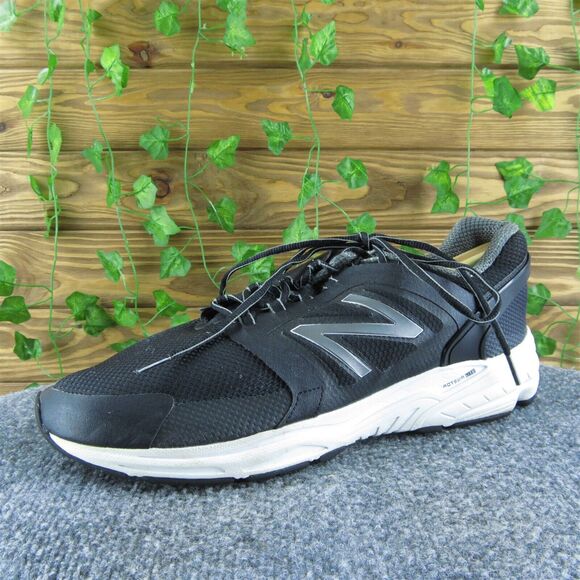 New Balance Men's 3040V1 Sneaker Black Synthetic Size 11.5EW Gently Used 2025 - Picture 1 of 7